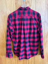 Load image into Gallery viewer, Size Medium Lands End Men's Flannel

