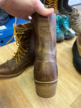 Load image into Gallery viewer, Shoe Size 9 LaCrosse Brown Boots

