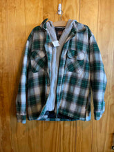 Load image into Gallery viewer, Size Medium Moose Creek Men&#39;s Flannel
