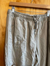 Load image into Gallery viewer, Size XL C&amp;C Khaki Women&#39;s Pants
