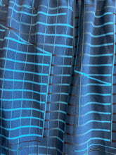 Load image into Gallery viewer, Size M Brooks Blue Women's Shorts
