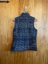 Load image into Gallery viewer, Size S The North Face Black Women&#39;s Vest
