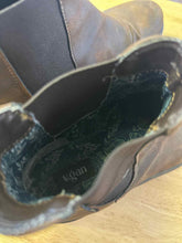 Load image into Gallery viewer, 44 V.GAN Men's Boots
