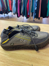 Load image into Gallery viewer, Women&#39;s Shoe Size 6 Hybrid Green Label Grey Casual Shoes
