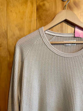 Load image into Gallery viewer, Size M Liv Outdoor Cream Women's Long Sleeve Shirt

