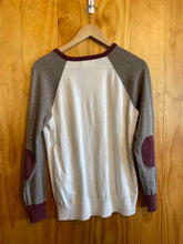 Load image into Gallery viewer, Size Large De Collection White Women's Sweater &amp; Sweatshirt
