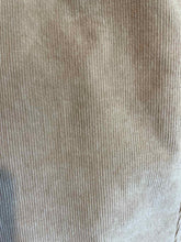 Load image into Gallery viewer, Size 8 LL Bean Khaki Women's Pants

