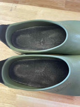 Load image into Gallery viewer, Women&#39;s Shoe Size 41 Birki&#39;s Green Clogs
