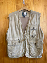 Load image into Gallery viewer, Woolrich Fishing Vest
