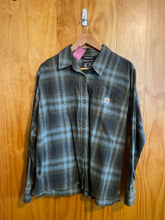 Load image into Gallery viewer, Size L Carhartt Men's Flannel
