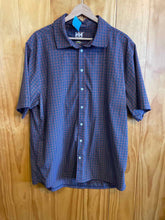 Load image into Gallery viewer, Size XL Helly Hansen Men's Short Sleeve Shirt
