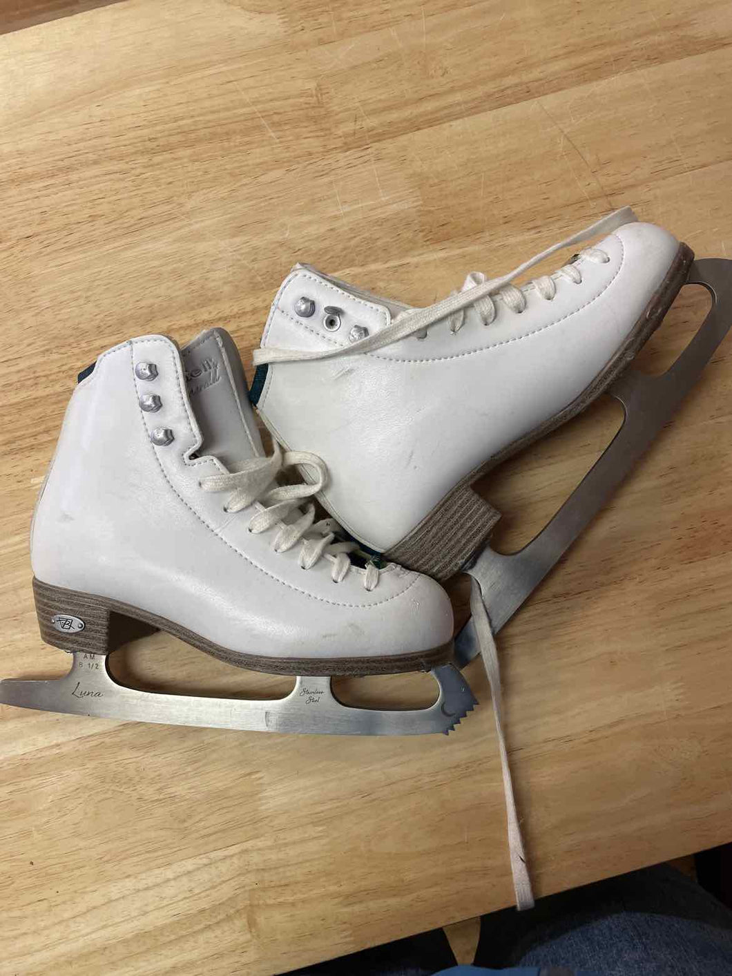 Riedell Ice Skates