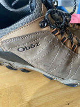 Load image into Gallery viewer, 13 Oboz Men's Hiking Shoes
