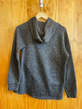Load image into Gallery viewer, Size Large Mountain Khakis Black Women's Hoodie
