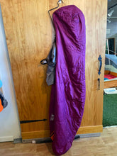 Load image into Gallery viewer, Mountain Hardwear Sleeping Bag
