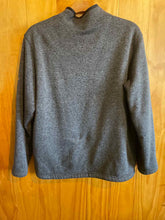 Load image into Gallery viewer, Size XL Orvis Men's Fleece
