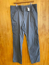 Load image into Gallery viewer, Size 38x32 Eddie Bauer Men's Pants
