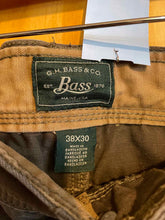 Load image into Gallery viewer, Size 38 GH Bass Earth Men&#39;s Pants
