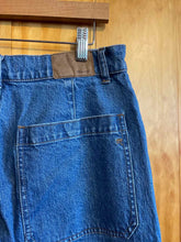 Load image into Gallery viewer, Size 30 Madewell Denim Women's Jeans
