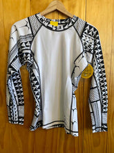 Load image into Gallery viewer, Size Medium C4Waterman Black and White Women's Long Sleeve Shirt
