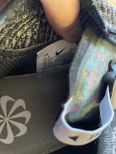 Load image into Gallery viewer, 12.5 Nike Men's Shoes
