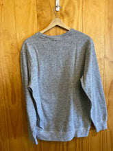 Load image into Gallery viewer, Size Large Weatherproof Grey Women&#39;s Sweater &amp; Sweatshirt
