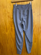 Load image into Gallery viewer, Size XS Under Armour Purple Joggers

