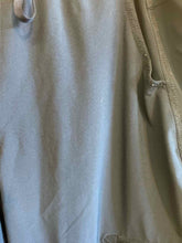 Load image into Gallery viewer, Size 6 Eddie Bauer Navy Women's Pants
