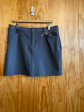 Load image into Gallery viewer, Size 12 Eddie Bauer Grey Skirt
