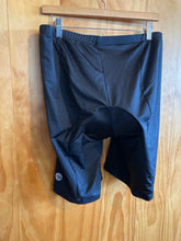 Load image into Gallery viewer, Aero Tech Designs Womens 4XL Cycling Clothing
