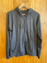 Load image into Gallery viewer, Size S Patagonia Men's Sweater &amp; Sweatshirt
