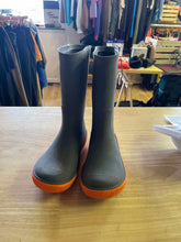 Load image into Gallery viewer, Boy's Kamik Boots
