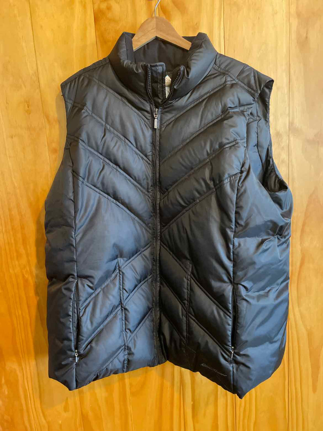Size 2X Eddie Bauer Black Women's Vest