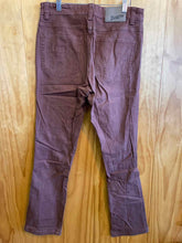Load image into Gallery viewer, Size 32X34 Duluth Trading Men's Pants

