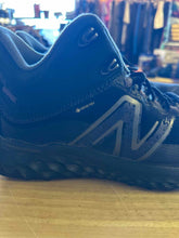 Load image into Gallery viewer, Women's Shoe Size 10.5 New Balance Black Hiking Shoes
