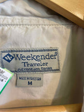 Load image into Gallery viewer, Size M Weekend Traveler Tan Women's Short Sleeve Shirt
