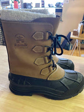 Load image into Gallery viewer, 8 Kamik Men&#39;s Winter Boots
