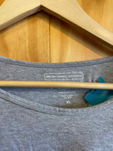Load image into Gallery viewer, Size XL Coolibar Grey Women&#39;s Long Sleeve Shirt
