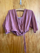Load image into Gallery viewer, Size Medium Urban Outfitters Pink Women's Blouse
