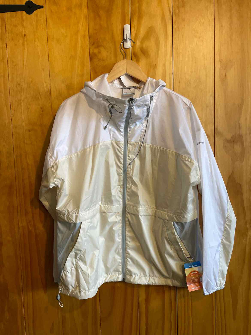 Mens Size Large Columbia Sun Gear