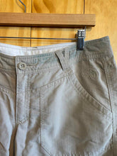 Load image into Gallery viewer, Size 12 The North Face Tan Women's Shorts
