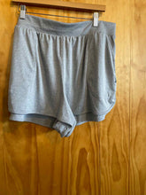 Load image into Gallery viewer, Size 1X Nike Grey Women's Shorts
