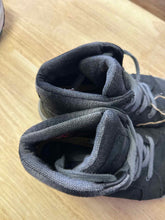 Load image into Gallery viewer, Women's Shoe Size 10 Keen Grey Shoes
