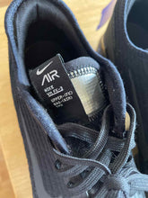 Load image into Gallery viewer, Nike Shoes
