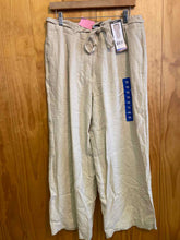 Load image into Gallery viewer, Size 10 DNKY Cream Women's Hiking Pants
