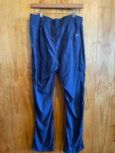Load image into Gallery viewer, Size L LL Bean Men's Pants
