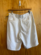 Load image into Gallery viewer, Size Medium Nike White Women&#39;s Shorts
