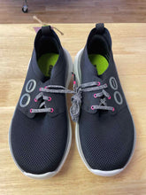 Load image into Gallery viewer, Women's Shoe Size 9 Oofos Black Casual Shoes
