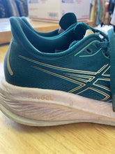 Load image into Gallery viewer, Women&#39;s Shoe Size 8.5 Asics Teal Running Shoes
