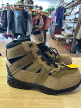 Load image into Gallery viewer, 9 Chota Men&#39;s Boots
